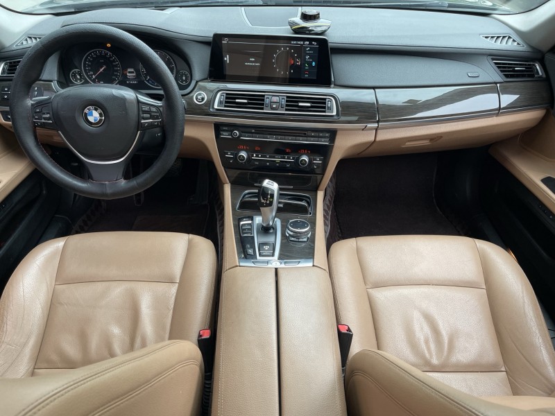 济宁15年宝马7系3