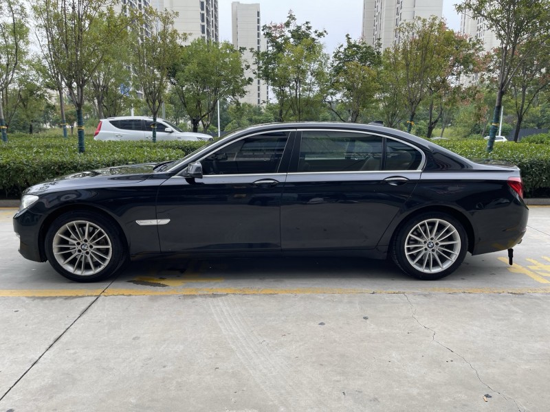 济宁15年宝马7系4