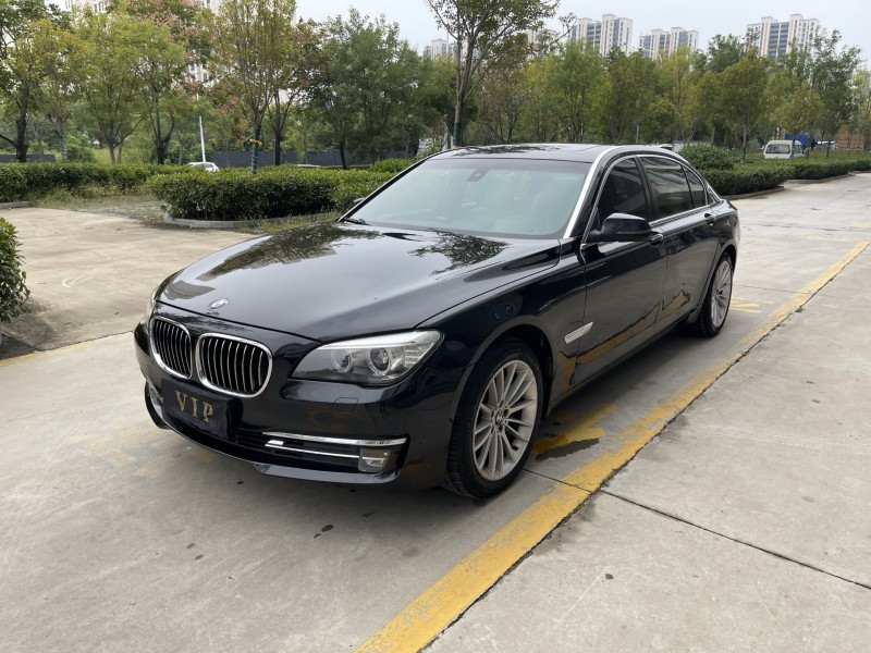 济宁15年宝马7系9
