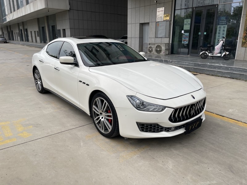 济宁14年玛莎拉蒂Ghibli5