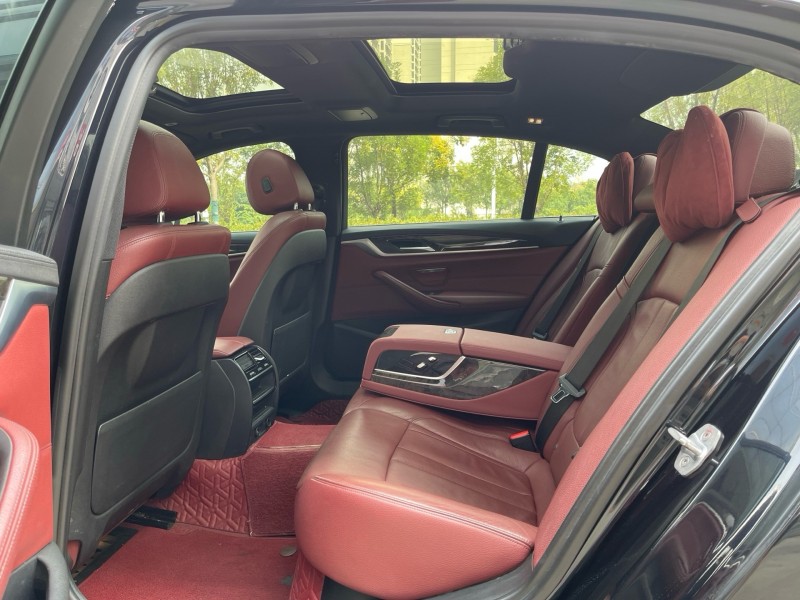 济宁18年宝马5系5