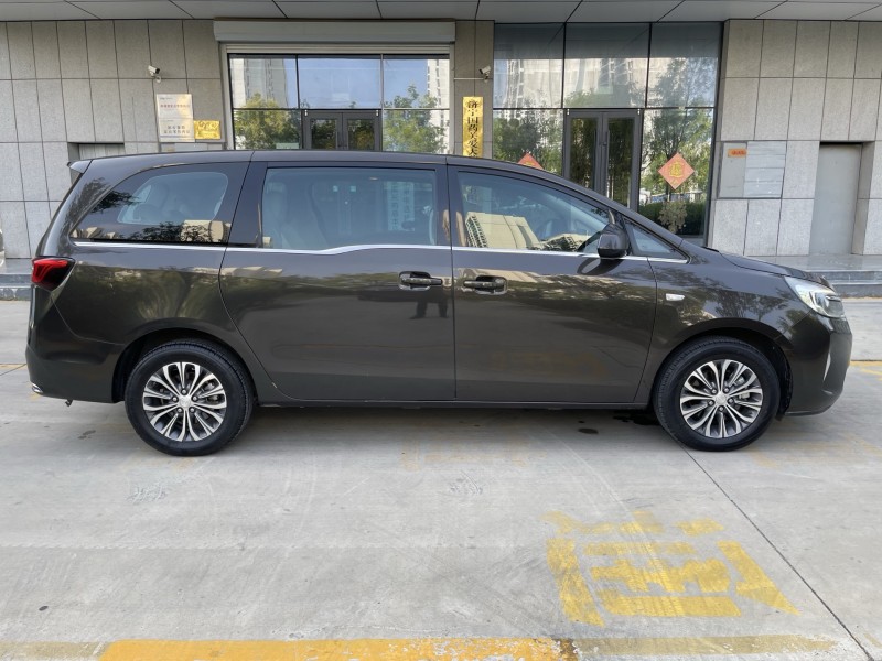 济宁22年别克GL87