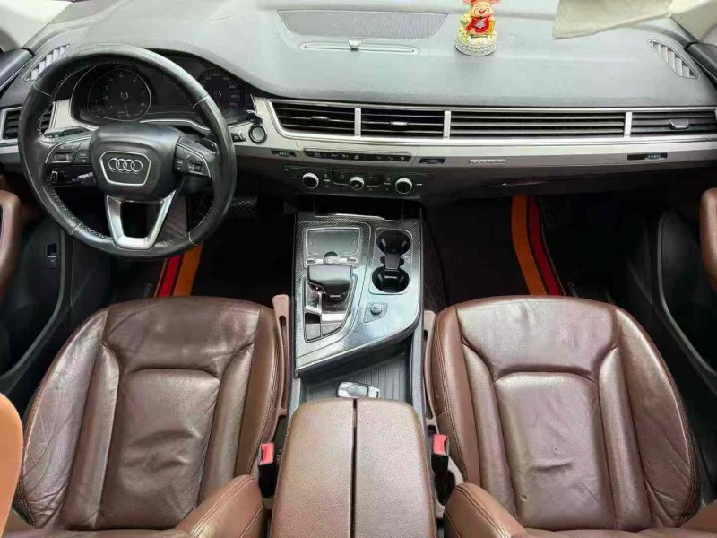 济宁17年奥迪Q74