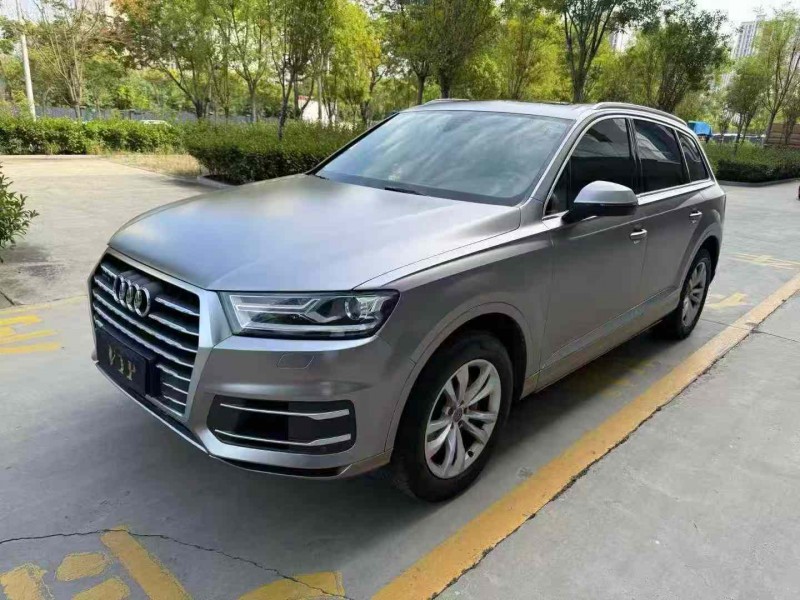 济宁17年奥迪Q79