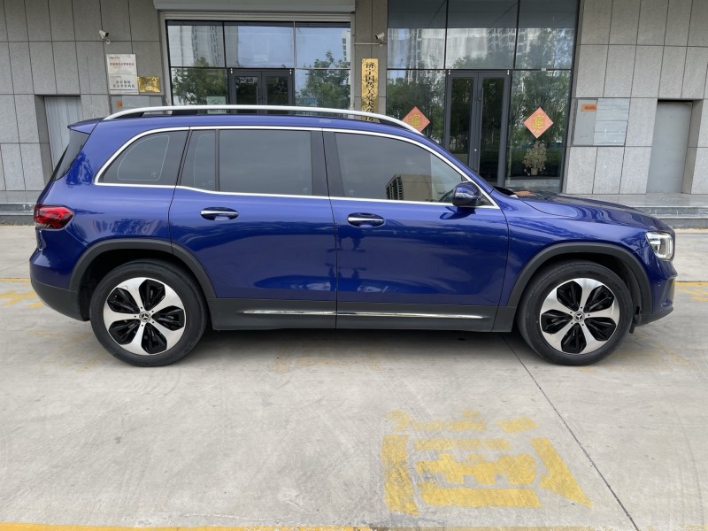 济宁21年奔驰GLB6