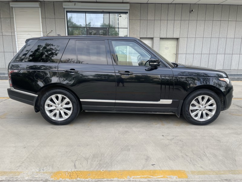 济宁16年路虎揽胜行政4