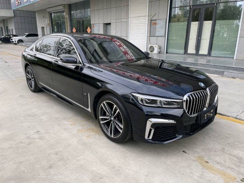 济宁22年宝马7系2