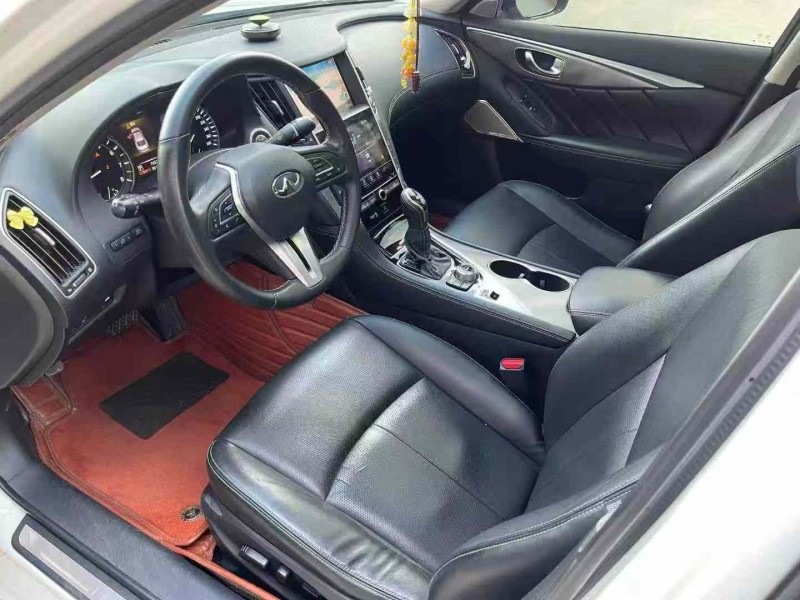 济宁19年英菲尼迪Q50L4