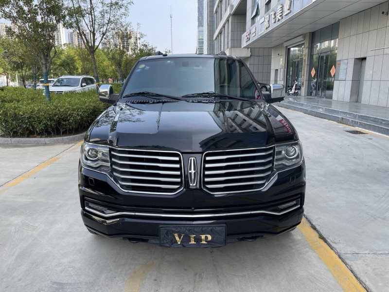 济宁18年林肯领航员1