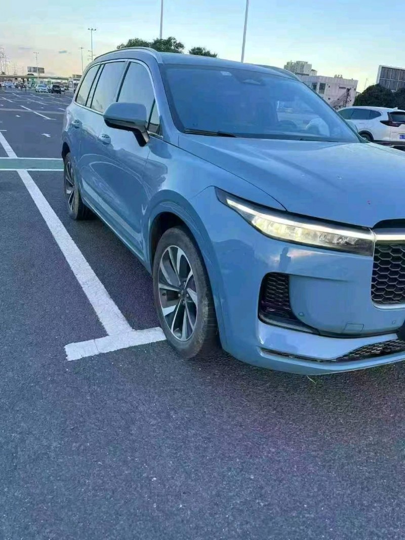 青岛21年理想理想ONE7