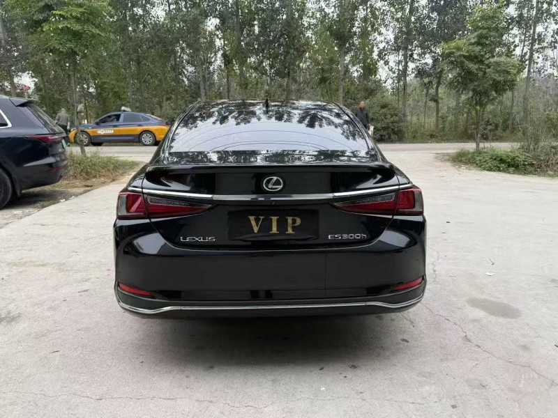 徐州22年雷克萨斯ES9