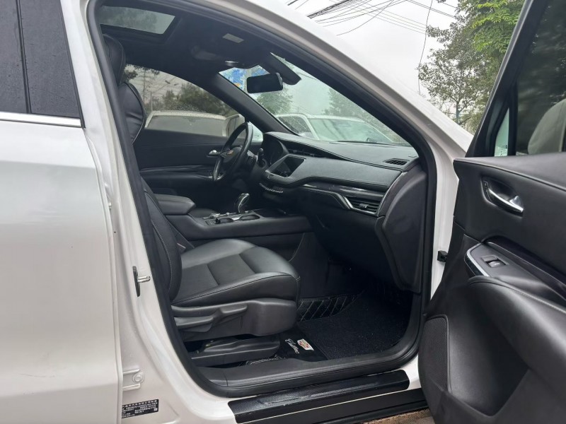 徐州20年凯迪拉克XT42