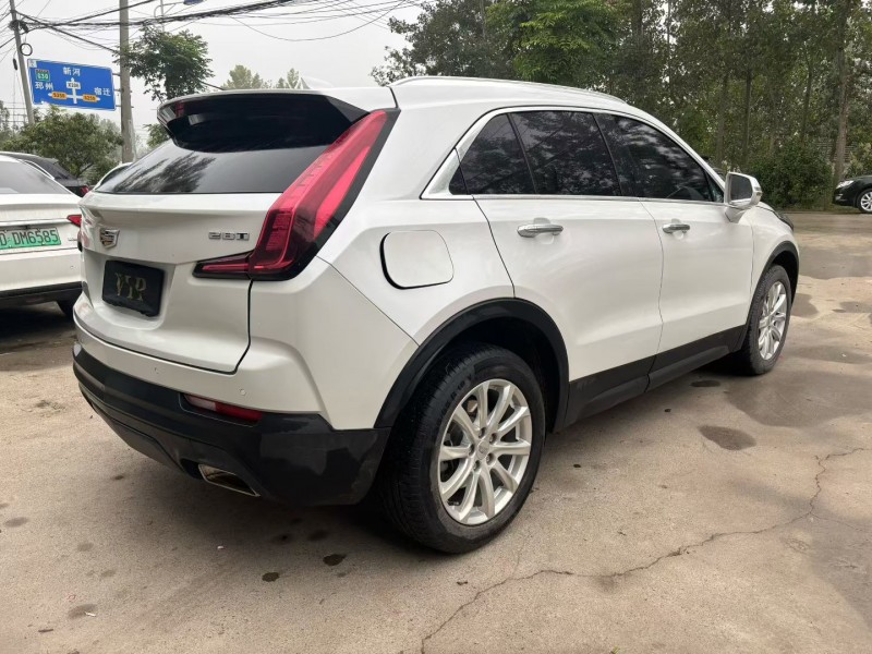 徐州20年凯迪拉克XT48