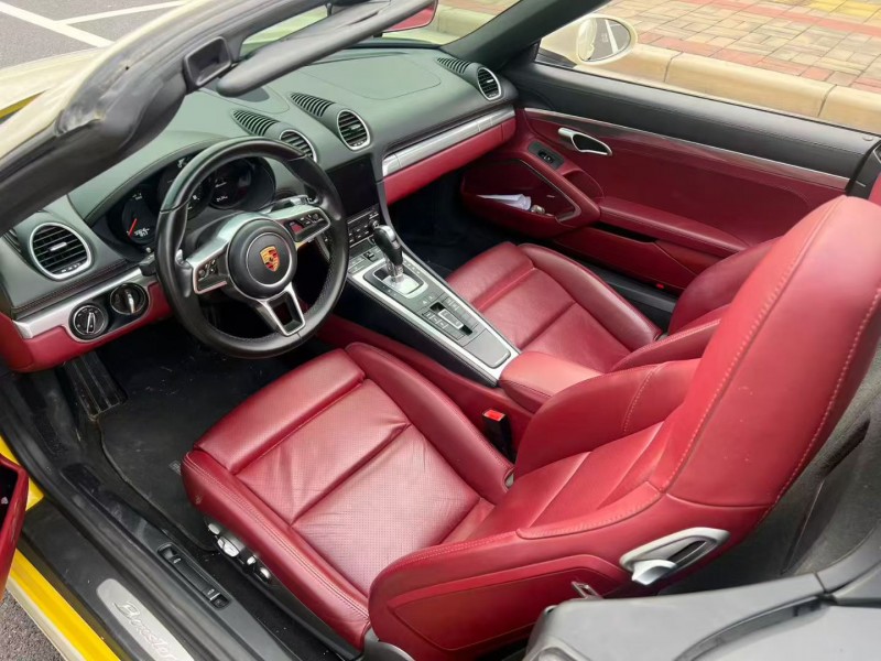 焦作18年保时捷7184