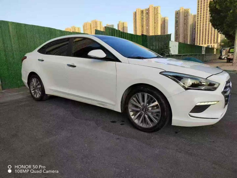 郑州20年现代名图3