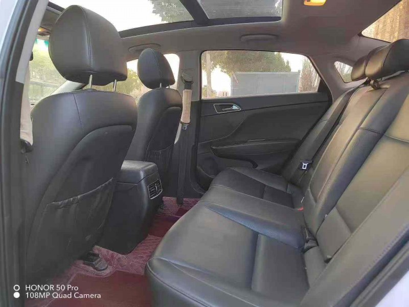 郑州20年现代名图4