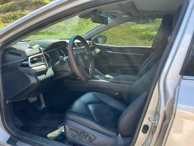 南平18年丰田凯美瑞5