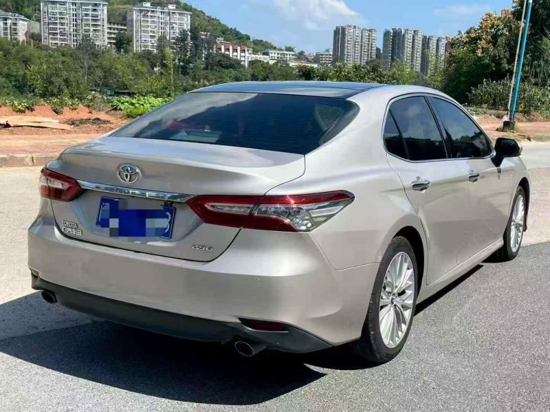 南平18年丰田凯美瑞7