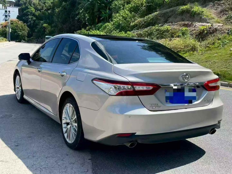 南平18年丰田凯美瑞8