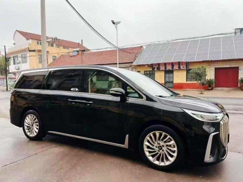 烟台22年岚图汽车梦想家3