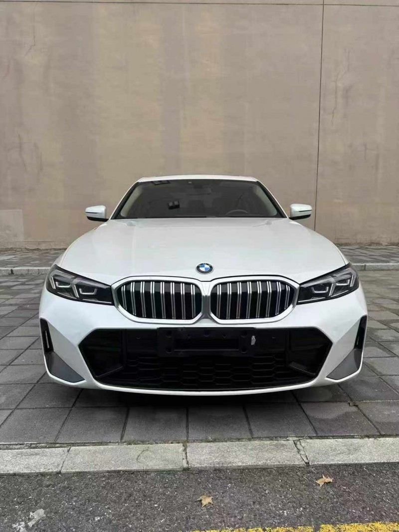 营口22年宝马3系1