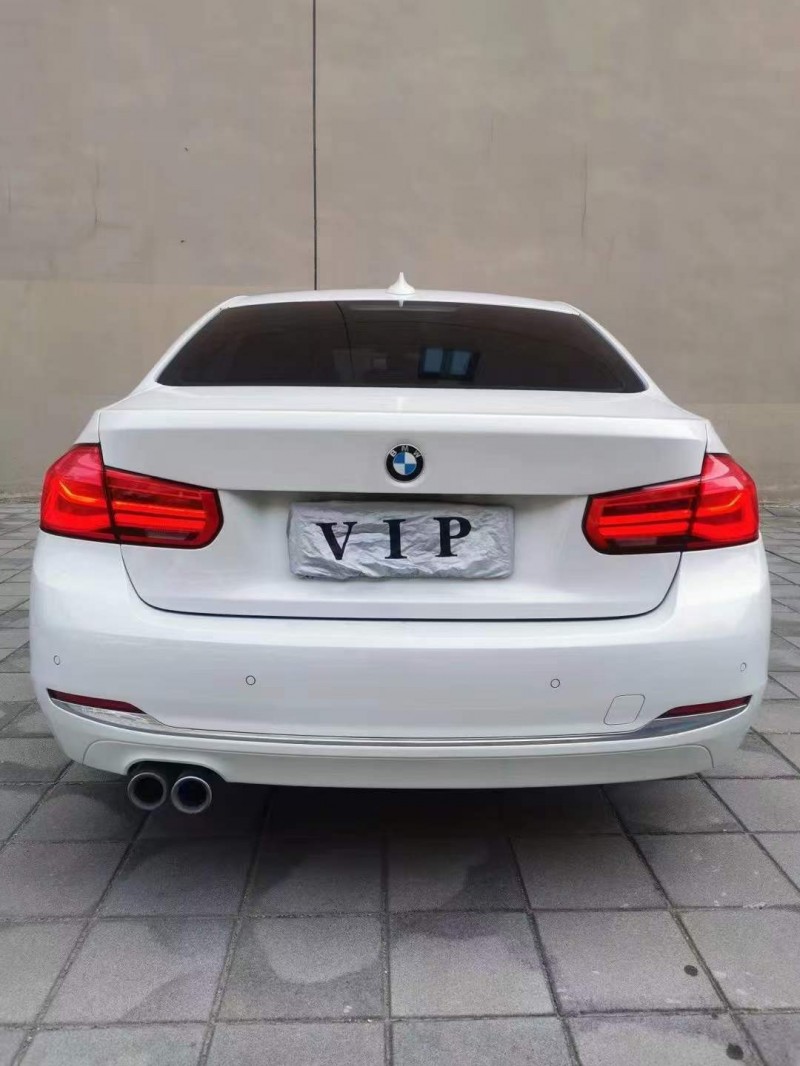 营口18年宝马3系9