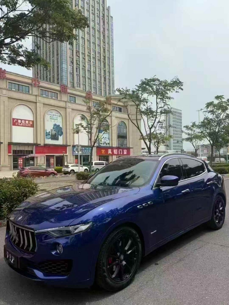 襄阳19年玛莎拉蒂Levante2