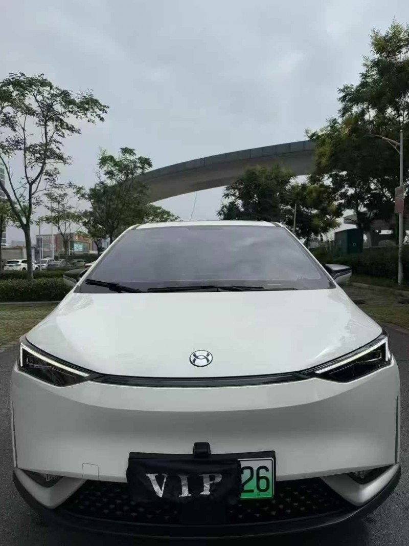 襄阳25年合创汽车Z031