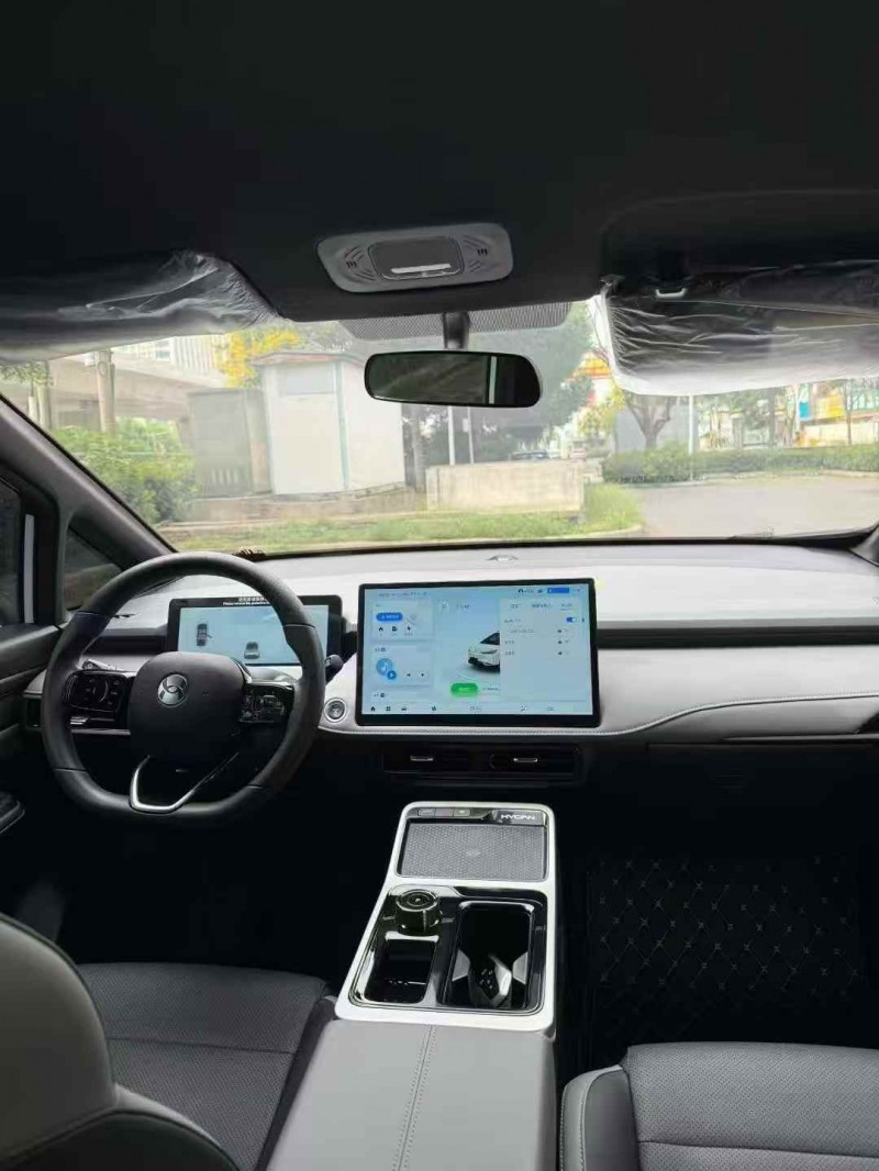 襄阳25年合创汽车Z034