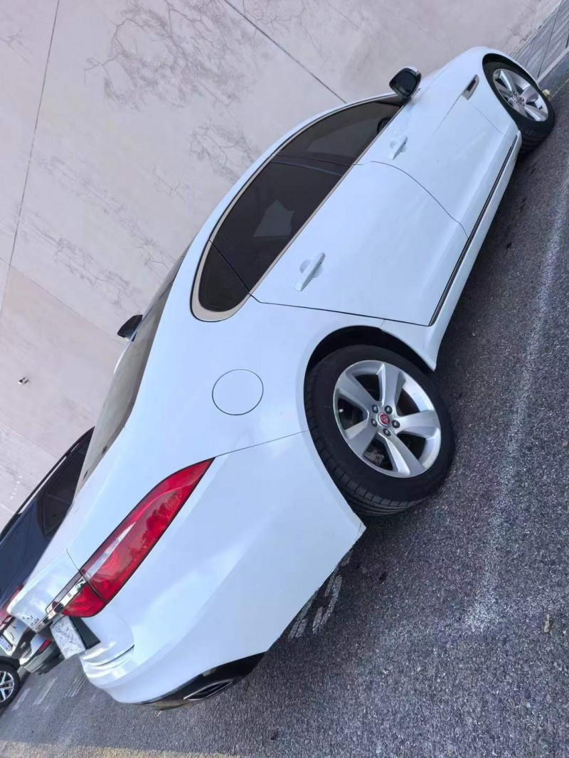 营口18年捷豹XFL8