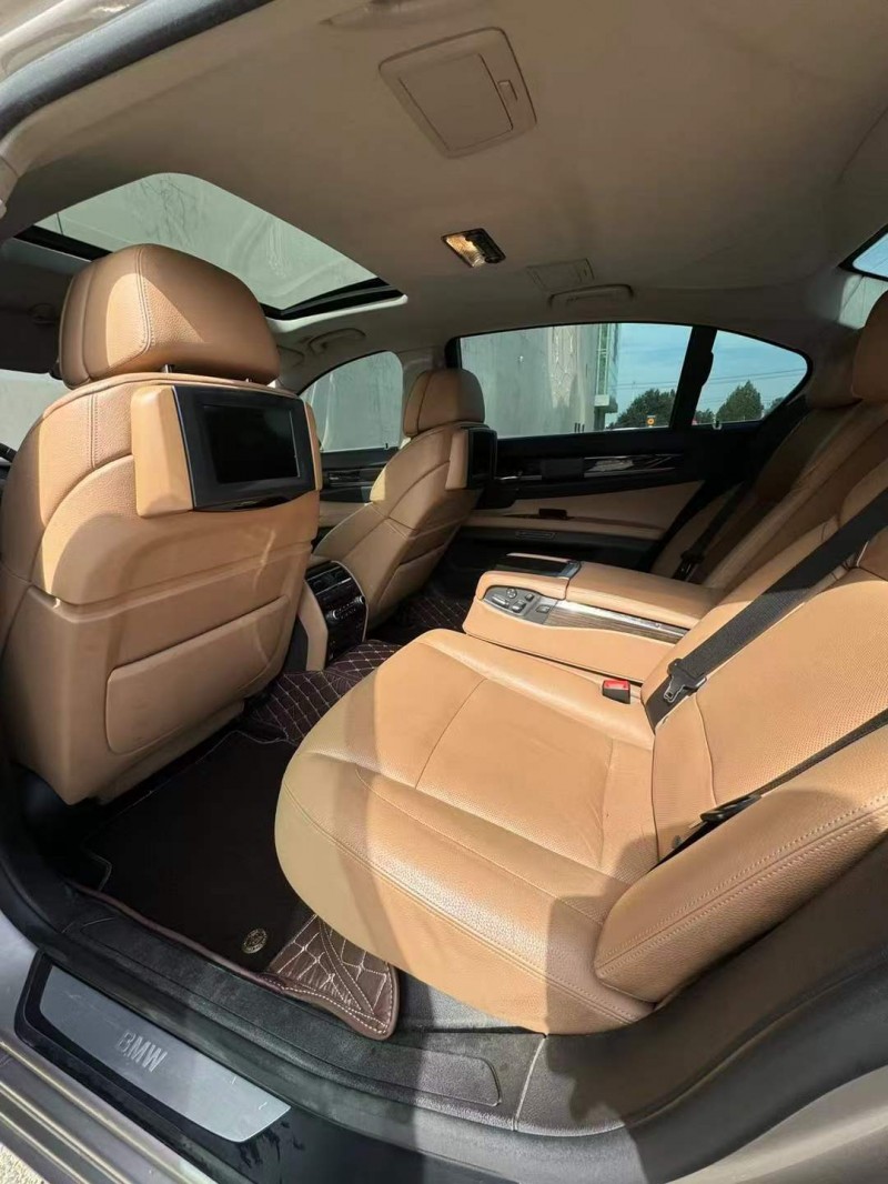 营口13年宝马7系4