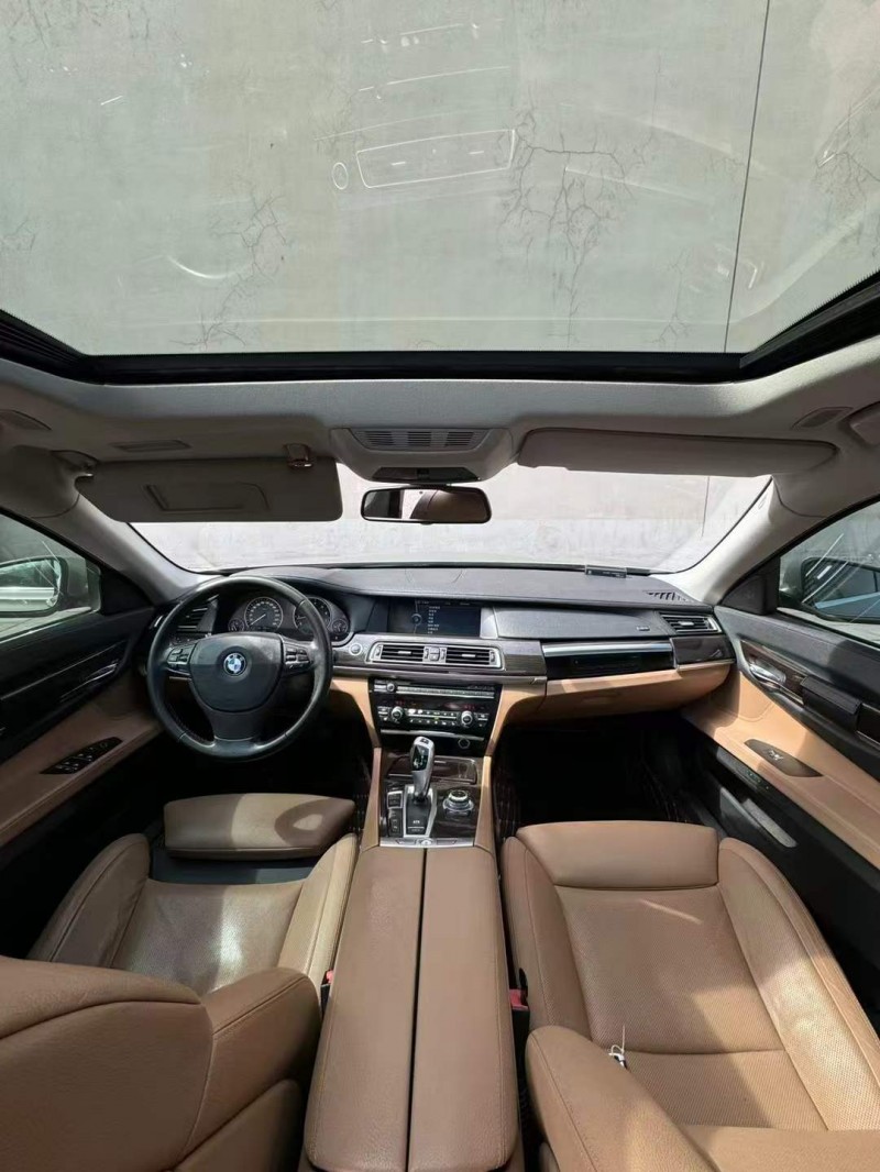 营口13年宝马7系6