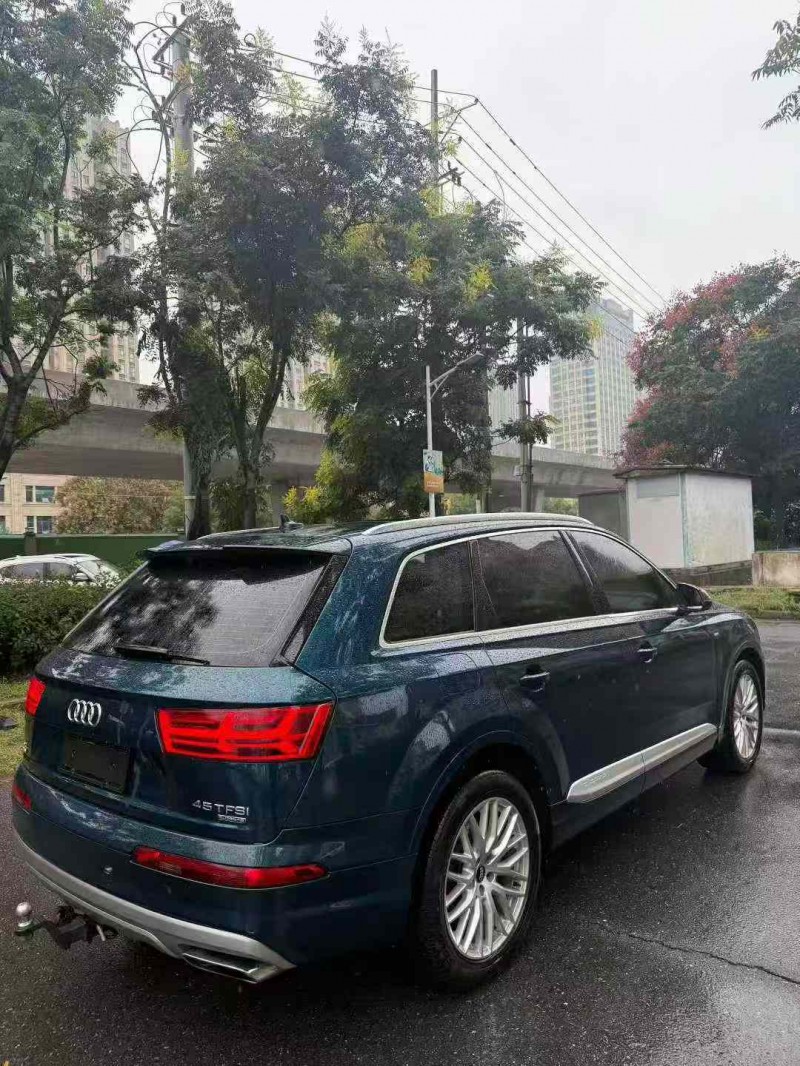 襄阳18年奥迪Q74