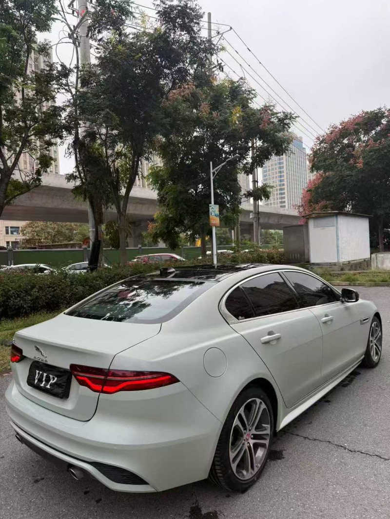襄阳23年捷豹XEL4
