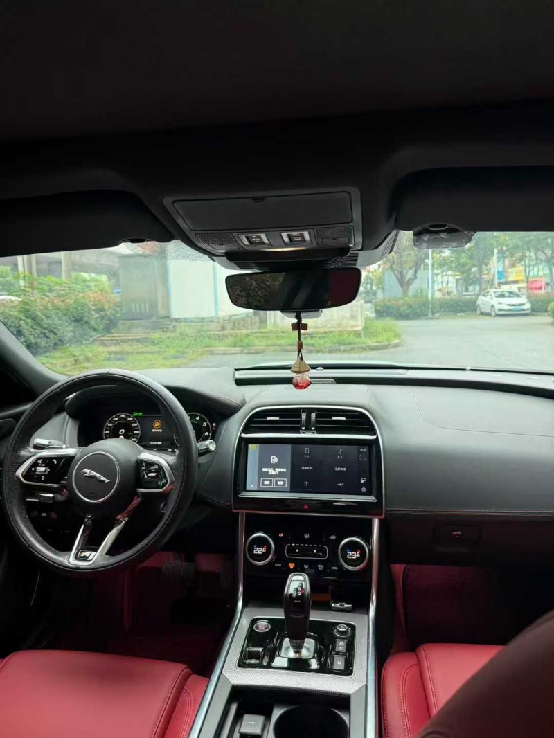 襄阳23年捷豹XEL6