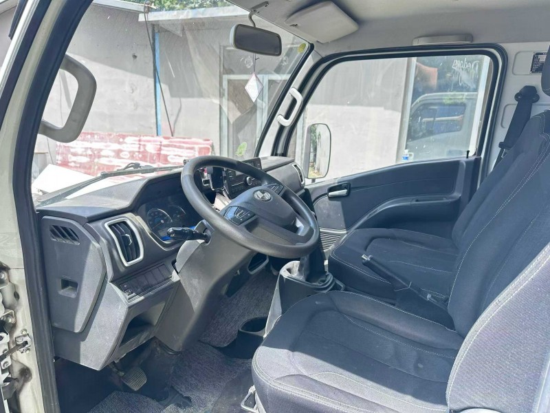 青岛23年上汽集团轻卡4