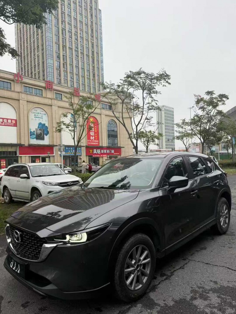 襄阳25年马自达CX-52