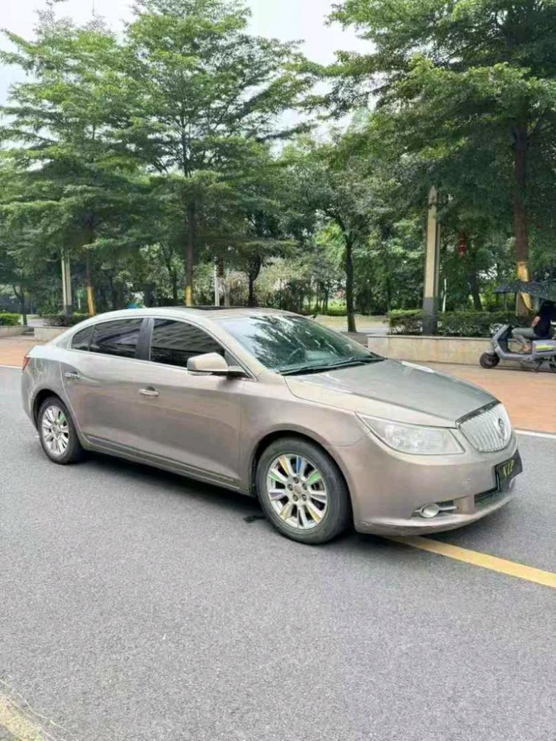 东莞11年别克君越3