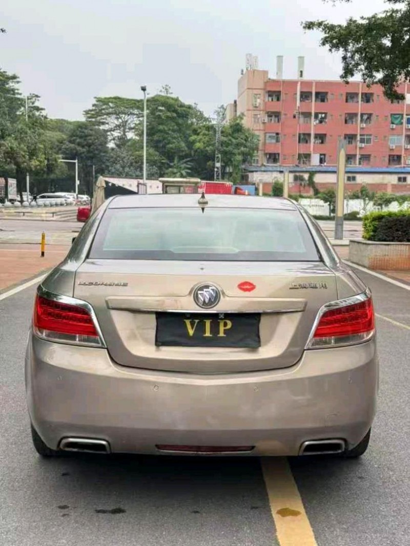 东莞11年别克君越7