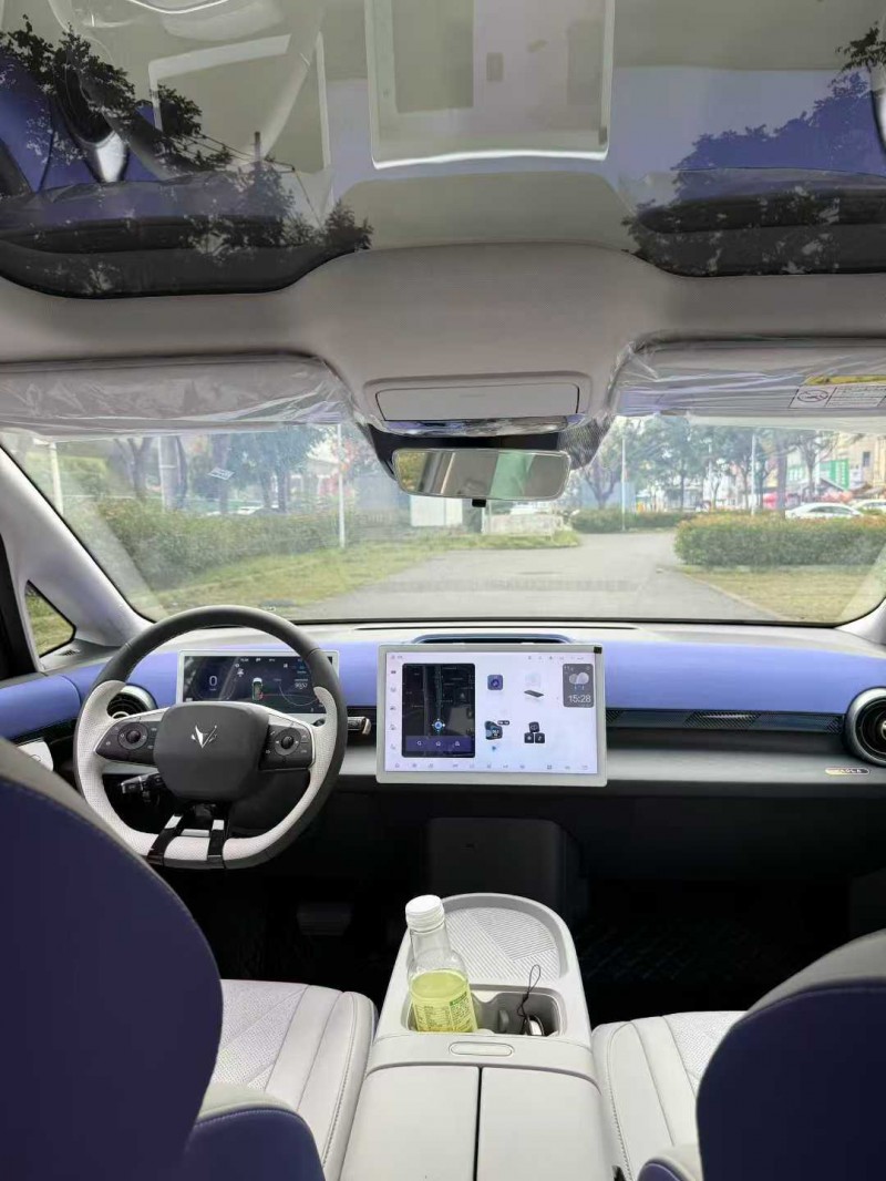 襄阳25年极狐汽车考拉3