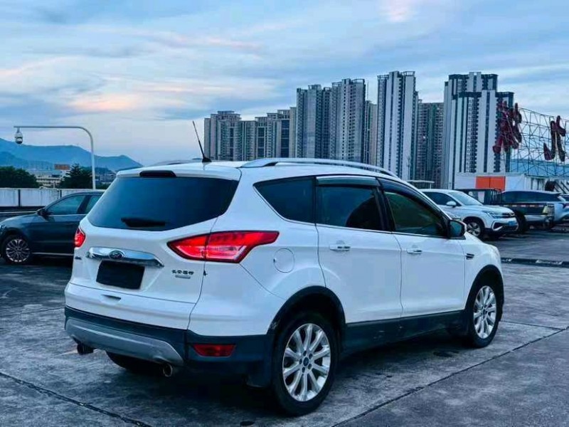 东莞14年福特翼虎6