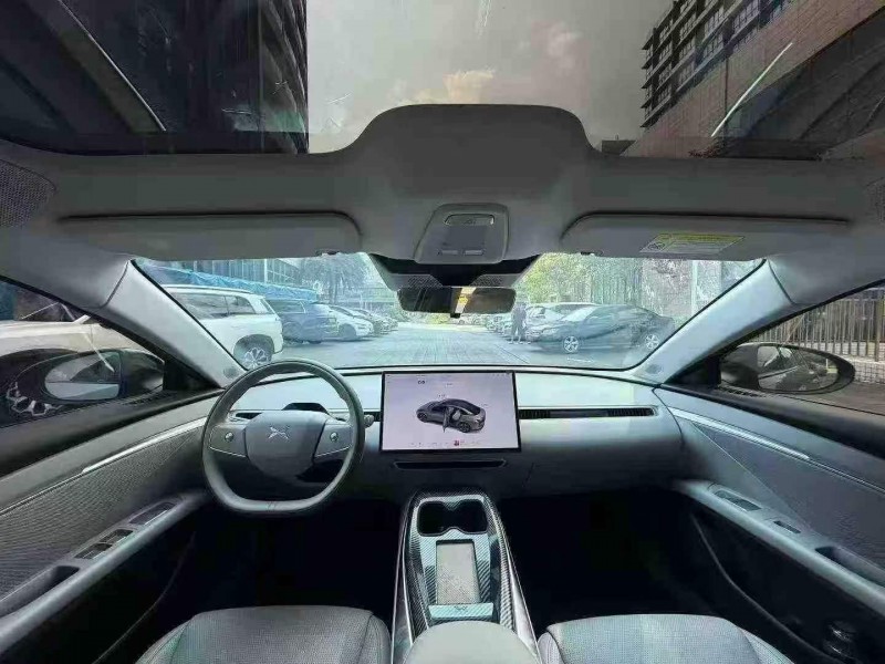 广州24年小鹏汽车m035