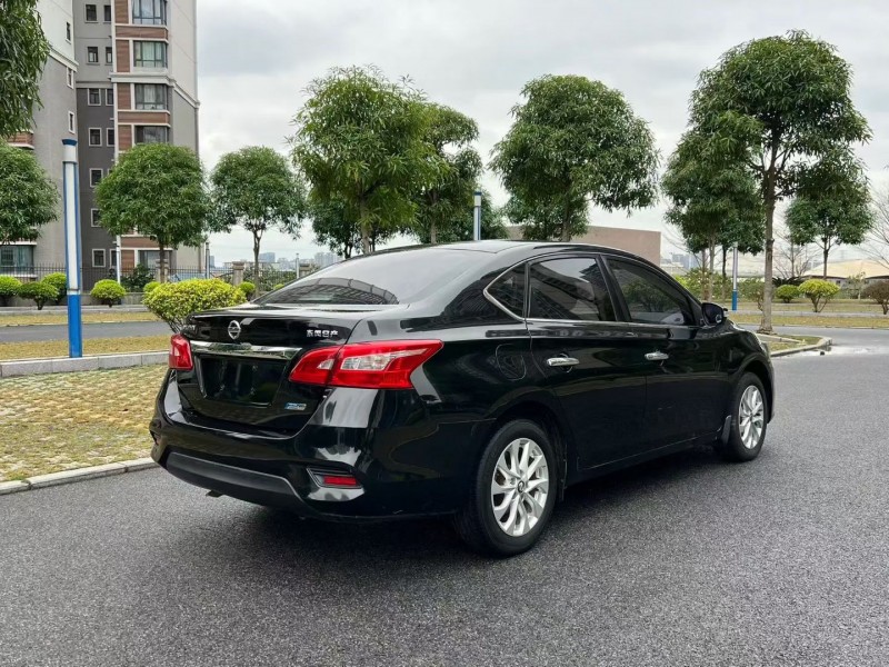 盐城18年日产轩逸6