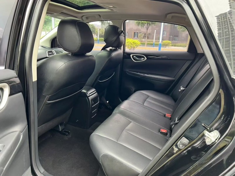 盐城18年日产轩逸8