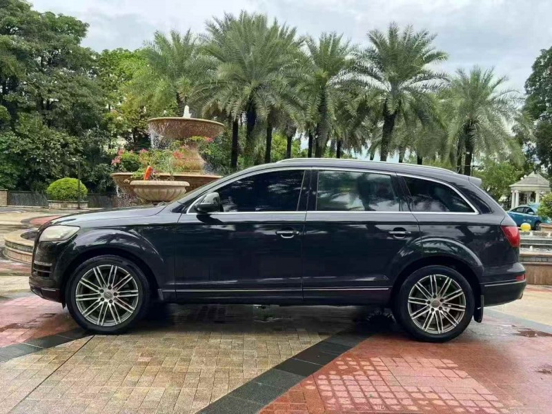 广州12年奥迪Q73