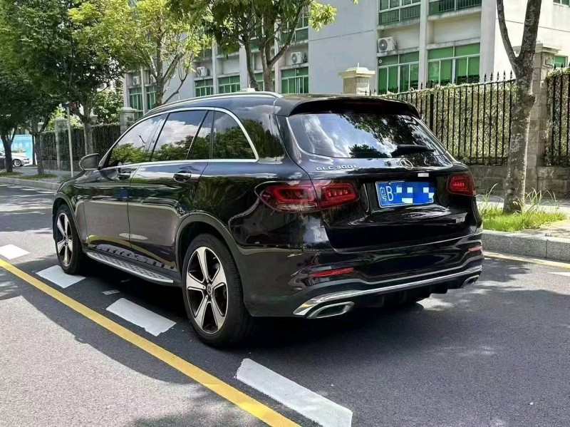 广州22年奔驰GLC8