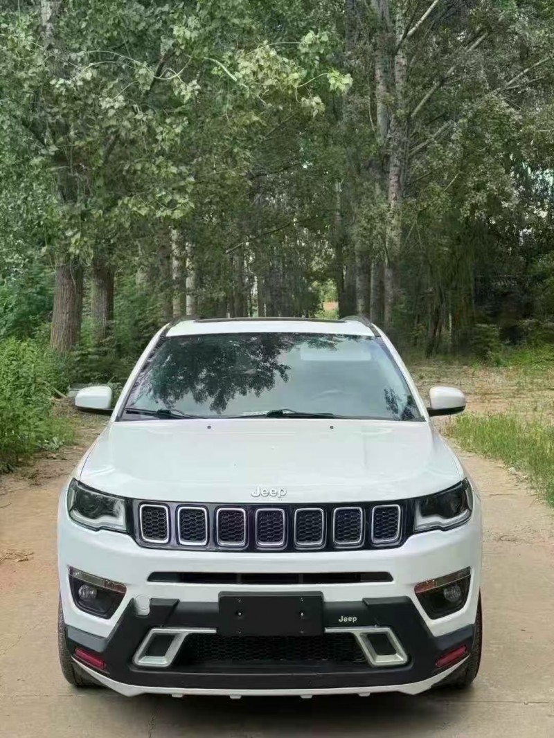 聊城17年Jeep自由光1