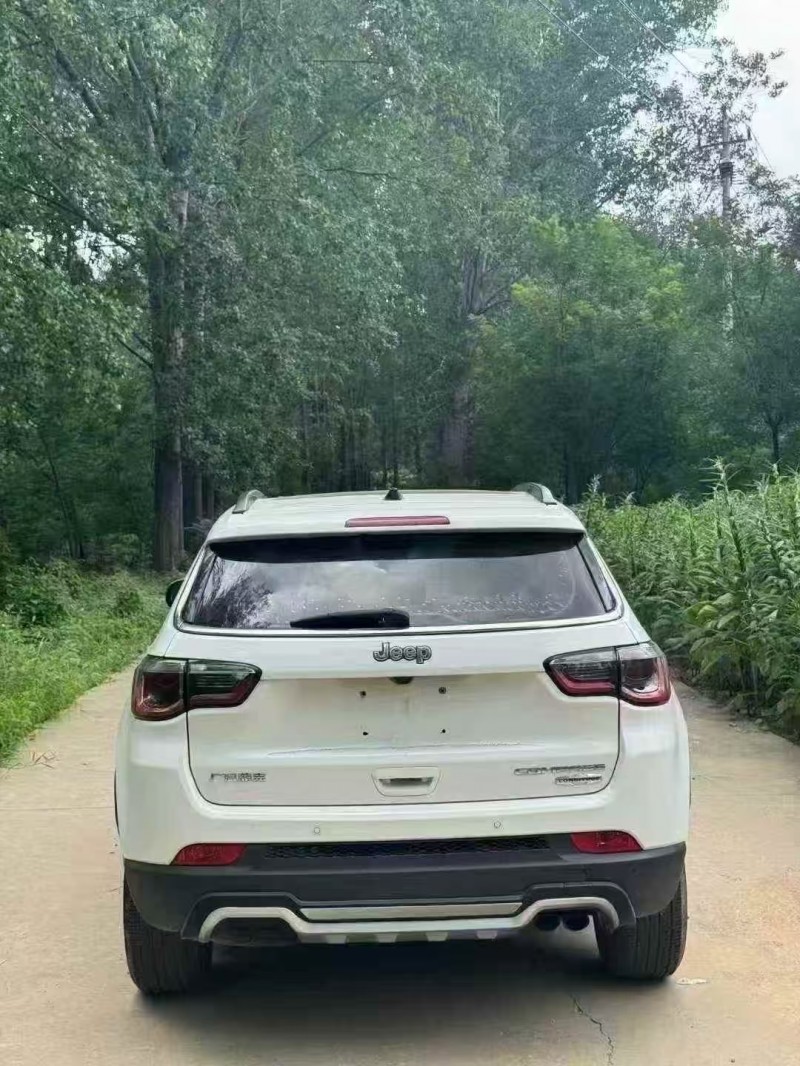 聊城17年Jeep自由光9