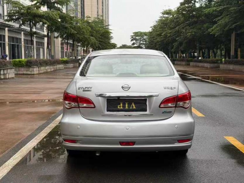 东莞19年日产轩逸7