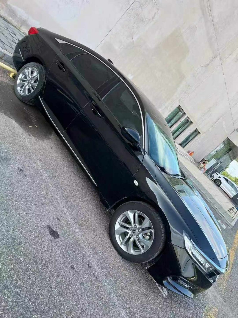 营口21年本田雅阁3